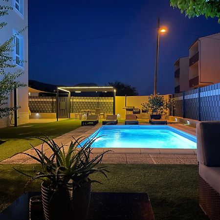 Villa Andrijana - Exclusively Yours - Family Getaway With Private Pool Kaštela Exterior foto